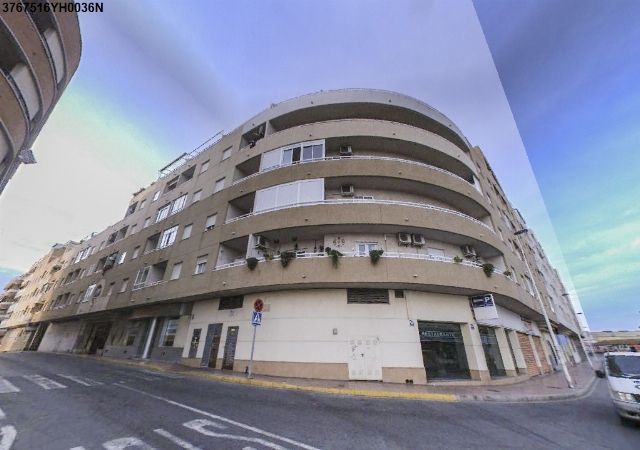 Vista exterior de Pis en venda en Torrevieja