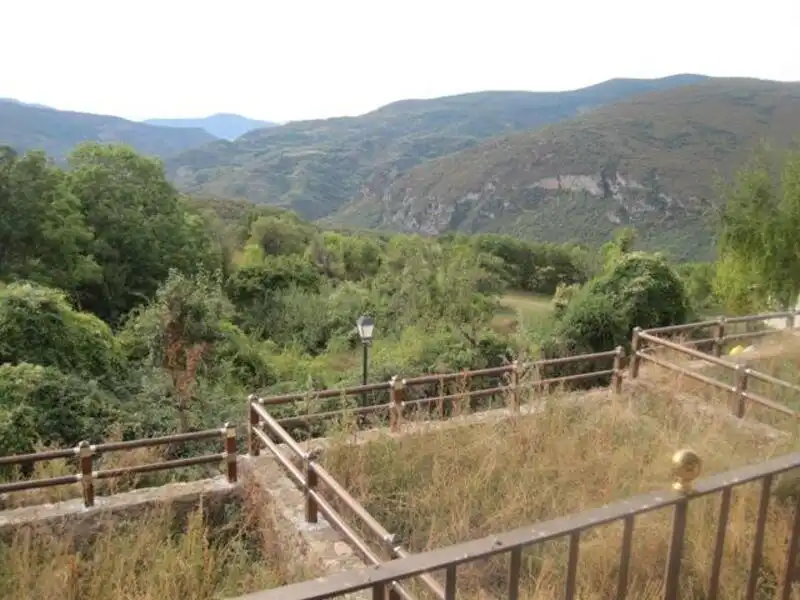Jardí de Pis en venda en Sarroca de Bellera amb Jardí privat