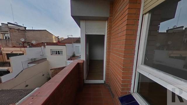 Piso en Venta en CL LATORRE en Centre