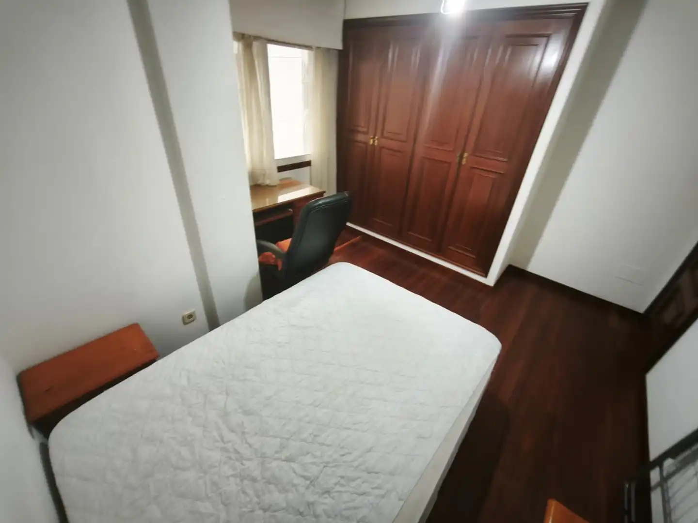 Habitación de Piso en venta en Vigo  con Amueblado