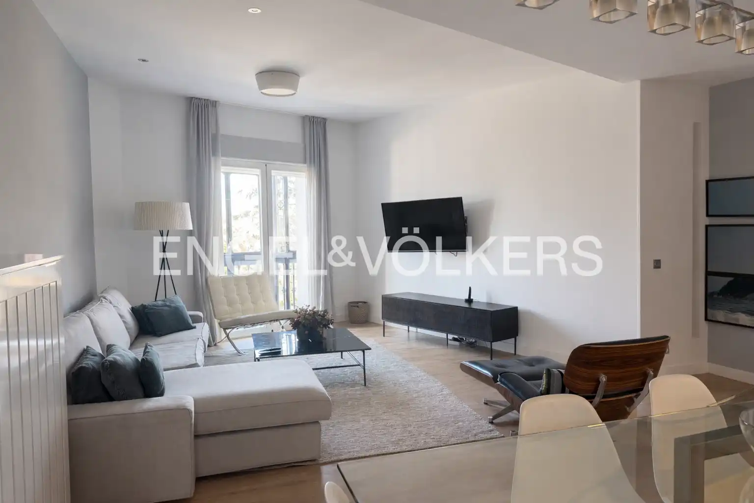 Sala de estar de Piso de alquiler en Madrid con Aire acondicionado, Calefacción y Amueblado