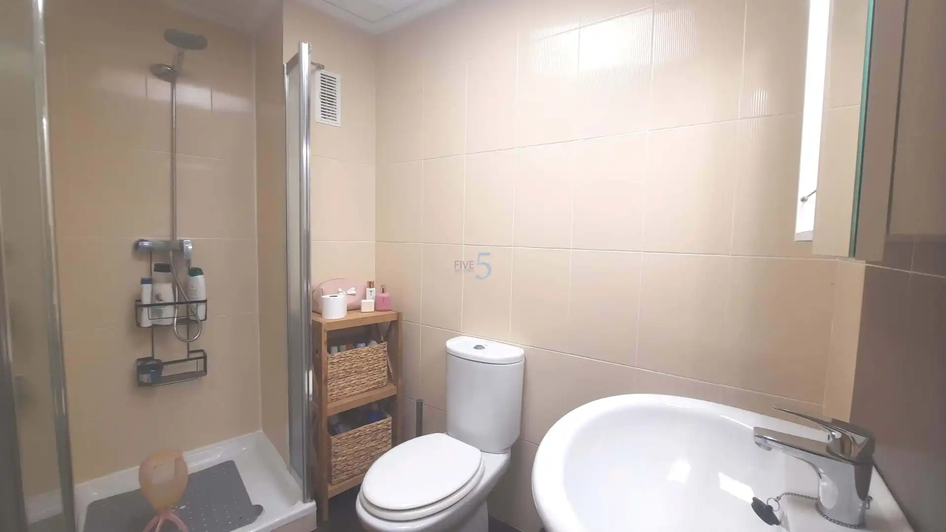 Bathroom of Flat for sale in Murcia  with Air Conditioner, Heating and Terrace