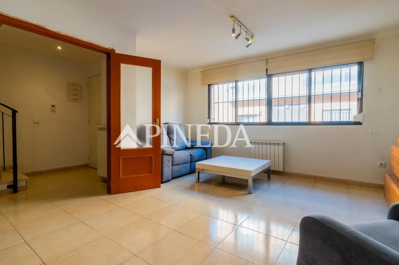 Sala de estar de Casa adosada en venta en Puçol con Calefacción, Terraza y Trastero