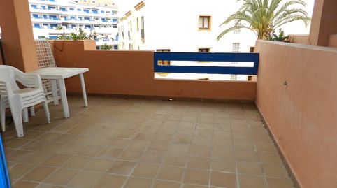 Foto 2 de Apartament en venda a Urbanización Cármenes Los el Hacho, La Duquesa, Manilva