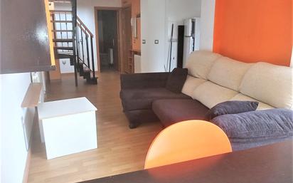 Sala d'estar de Apartament en venda en  Teruel Capital amb Terrassa