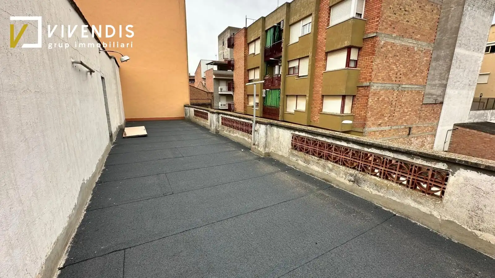 Vista exterior de Casa o chalet en venta en Almenar con Calefacción, Terraza y Amueblado