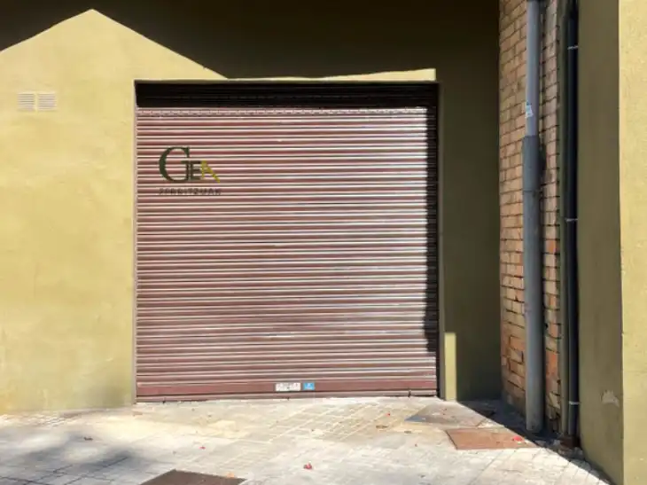 Locale commerciale in vendita a Villabona