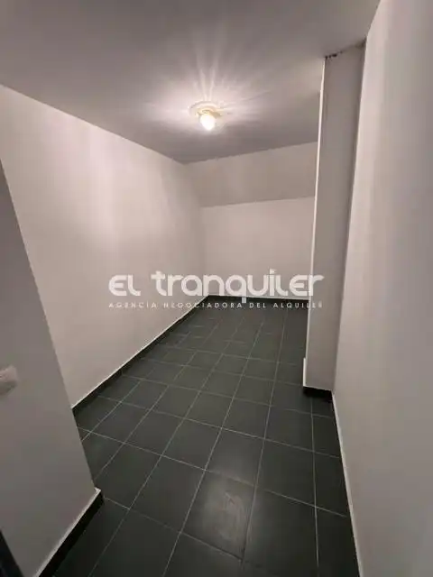 Wohnung zur Miete in Las Rozas de Madrid mit Klimaanlage, Abstellraum und Waschmaschine