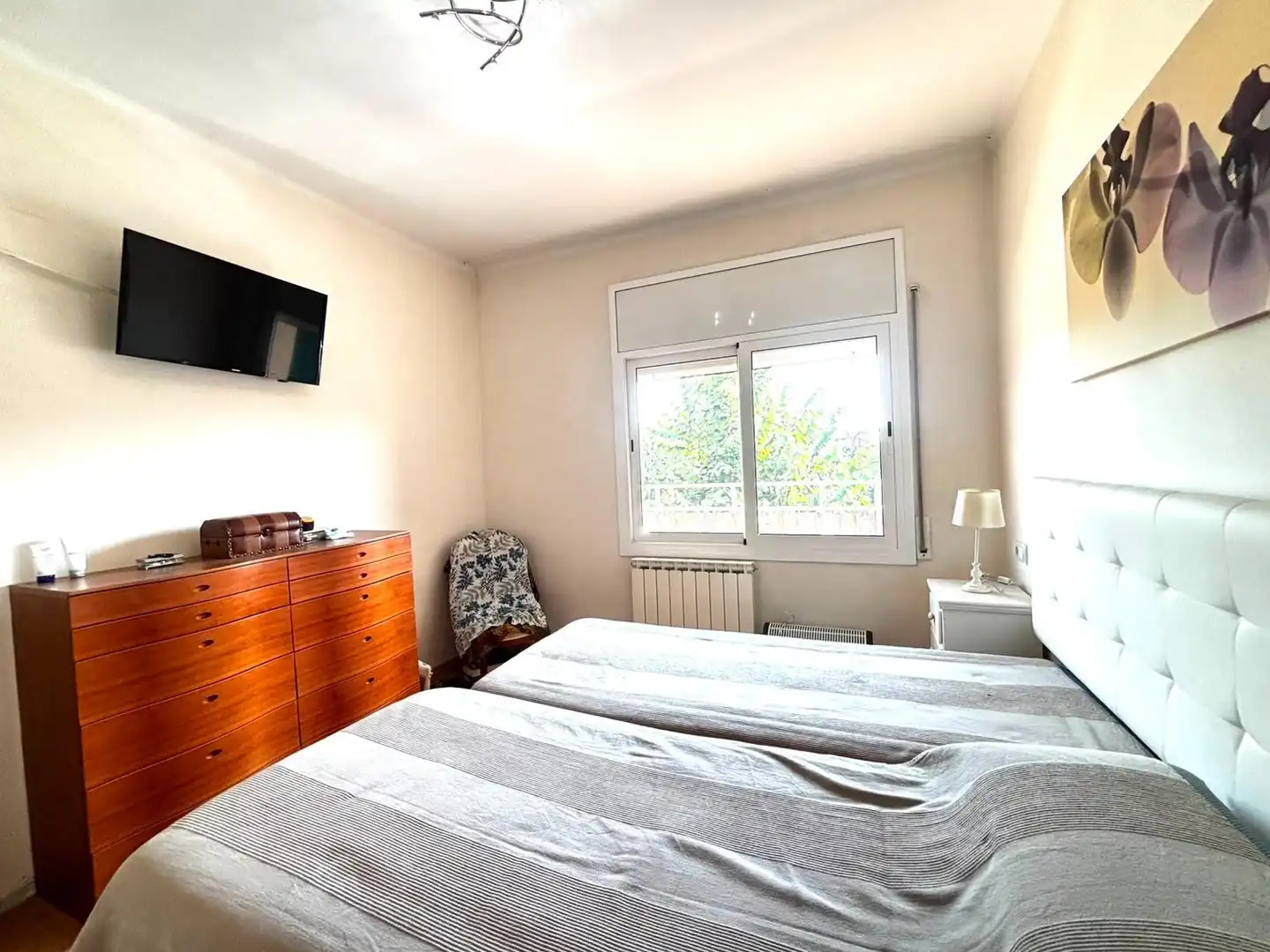 Habitación de Piso en venta en Sabadell con Calefacción, Parquet y Terraza