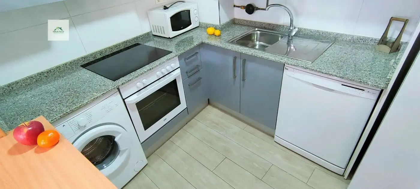 Cocina de Piso de alquiler en Huesca con Calefacción, Terraza y Amueblado