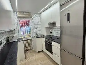 Planta baja en venta en De Fortunata Y Jacinta, 2, Cuatro Caminos - Azca