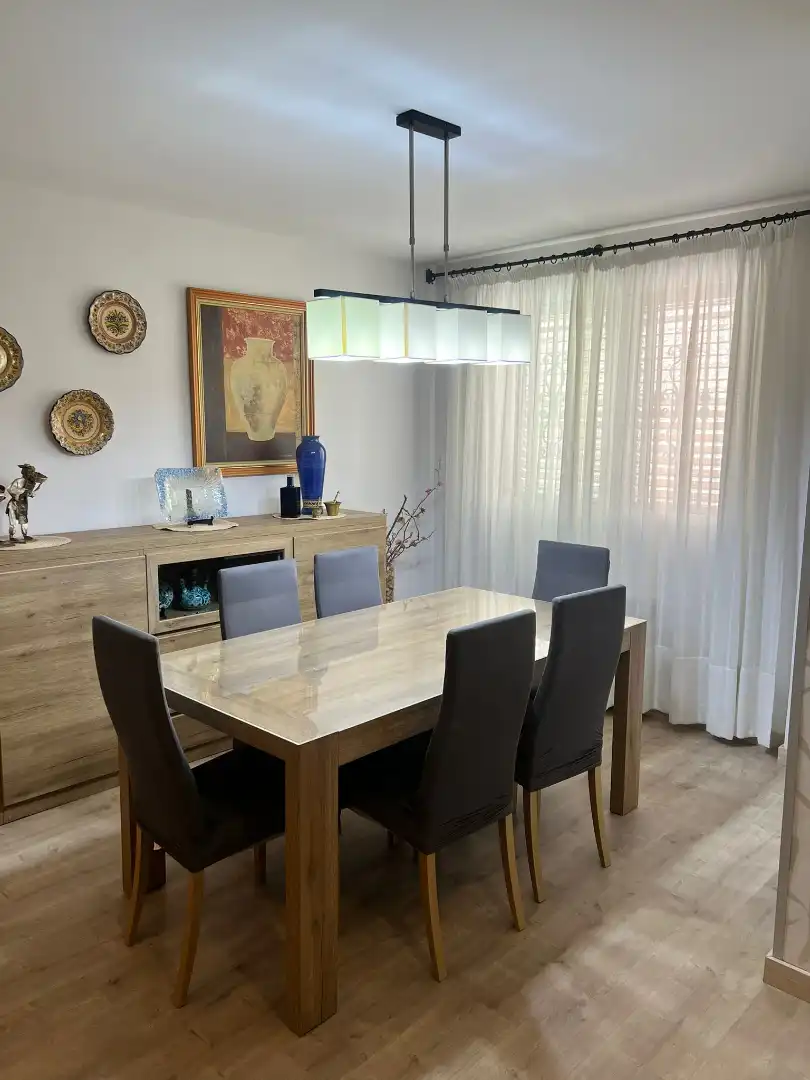 Esszimmer von Einfamilien-Reihenhaus zum Verkauf in Sagunto / Sagunt mit Klimaanlage, Heizung und Terrasse