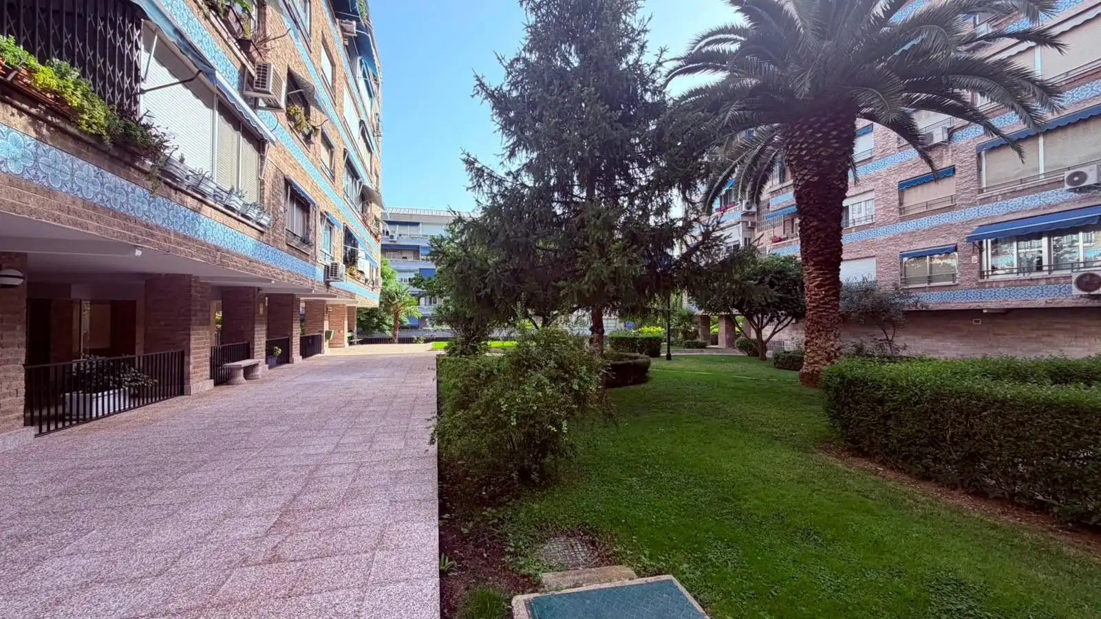 Außenansicht von Wohnung zur Miete in Madrid mit Klimaanlage, Heizung und Möbliert