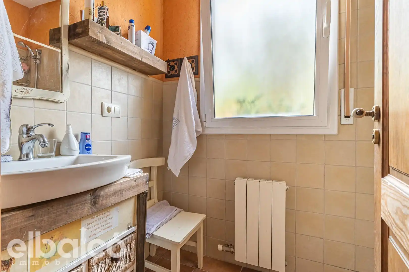 Badezimmer von Haus oder Chalet zum Verkauf in La Pobla de Montornès   mit Privatgarten, Terrasse und Abstellraum