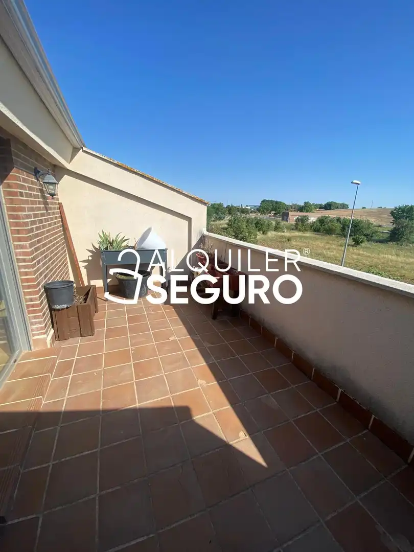 Terraza de Piso de alquiler en Horche con Calefacción y Terraza