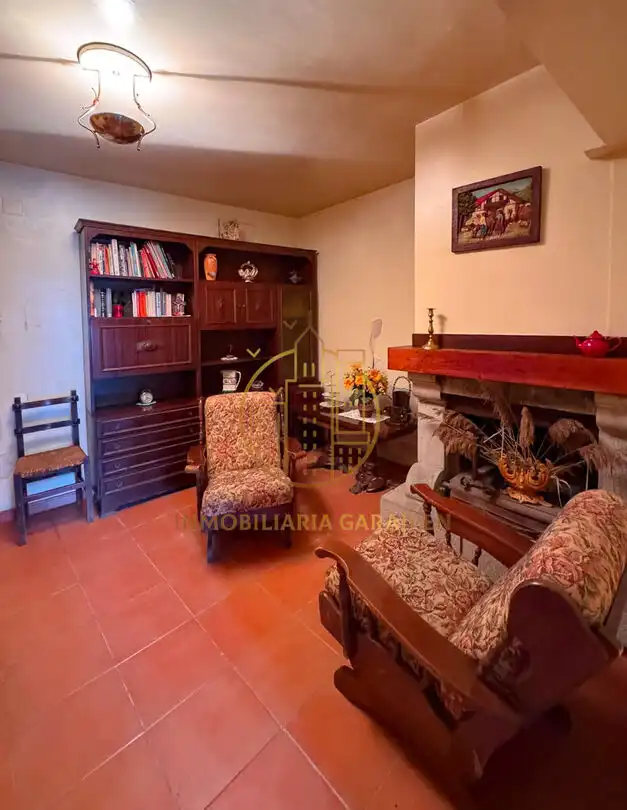 Sala d'estar de Finca rústica en venda en Ergoiena amb Terrassa i Traster