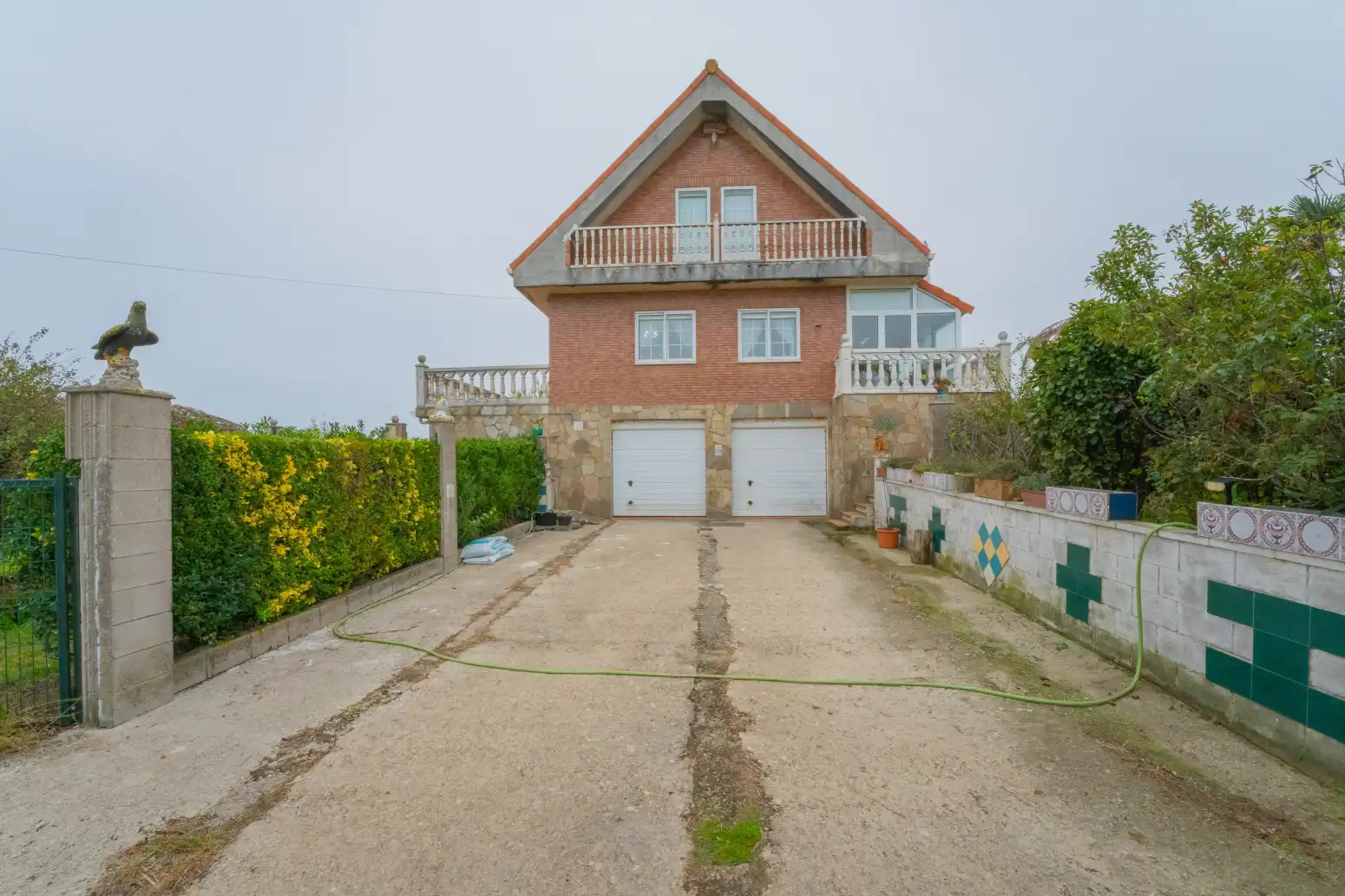 Exterior view of Houses for sale in Cueto