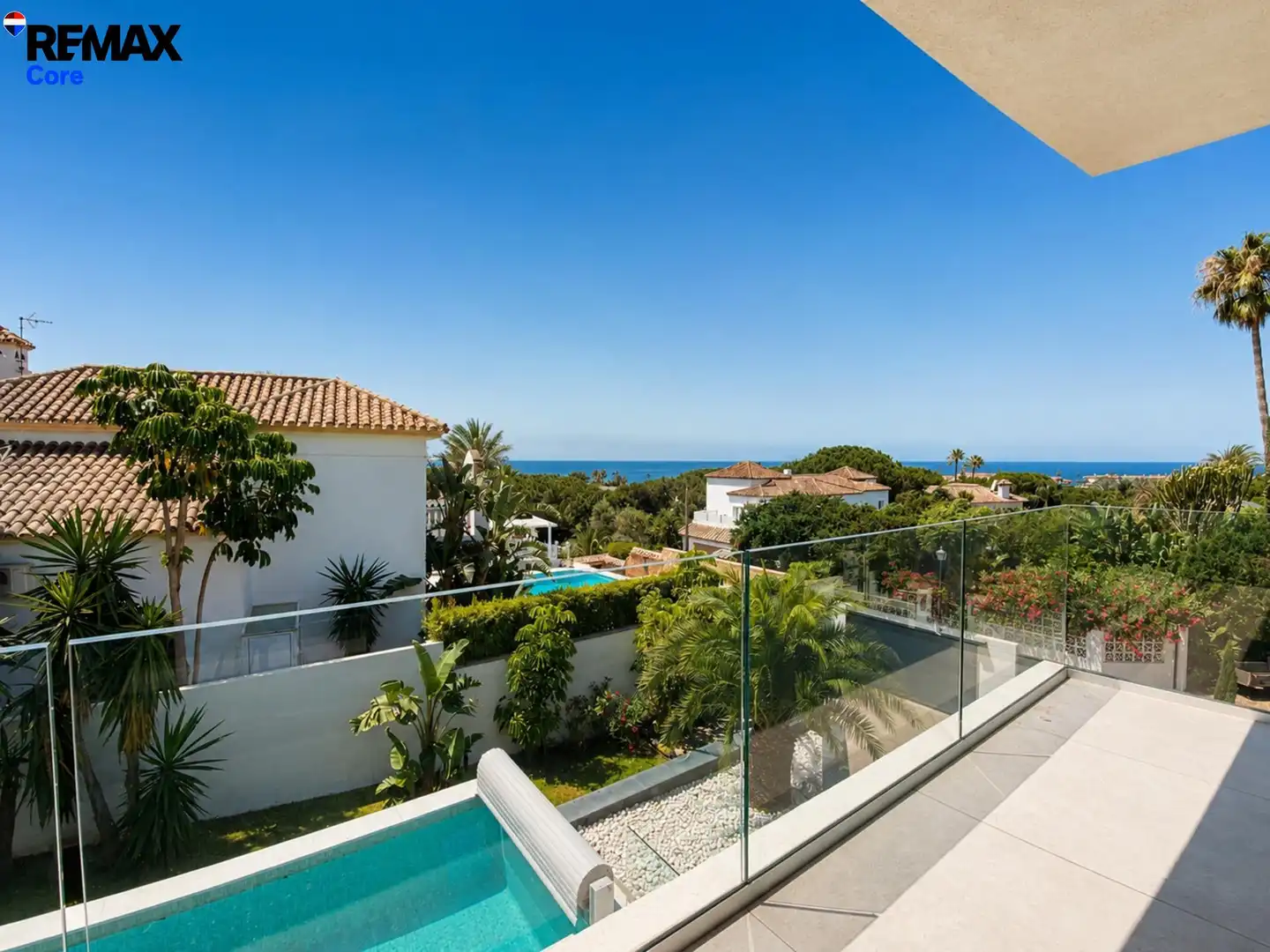 Terrassa de Casa o xalet en venda en Marbella amb Aire condicionat, Calefacció i Jardí privat