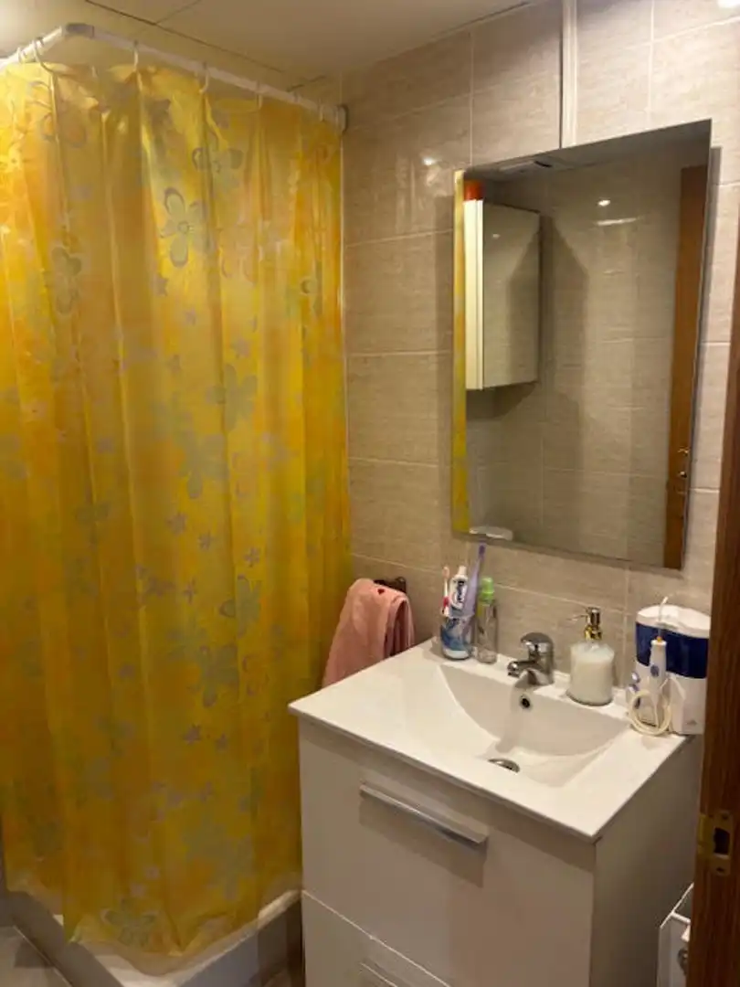 Badezimmer von Wohnung zum Verkauf in Zaragoza mit Terrasse, Abstellraum und Möbliert