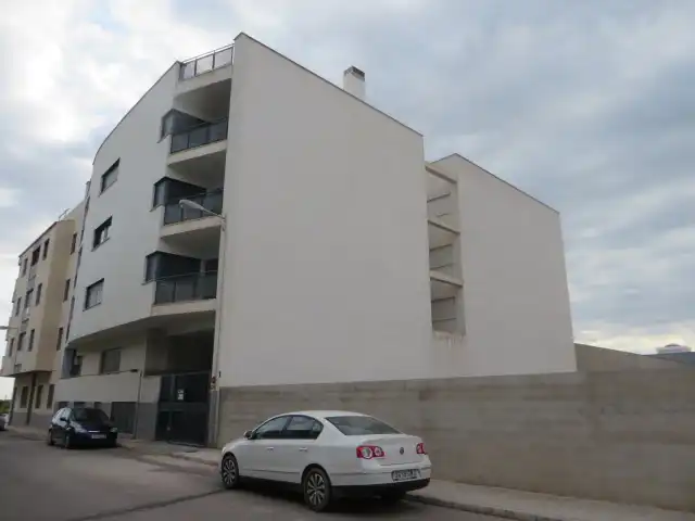 Parcheggio con ascensore in vendita a CASTELLO