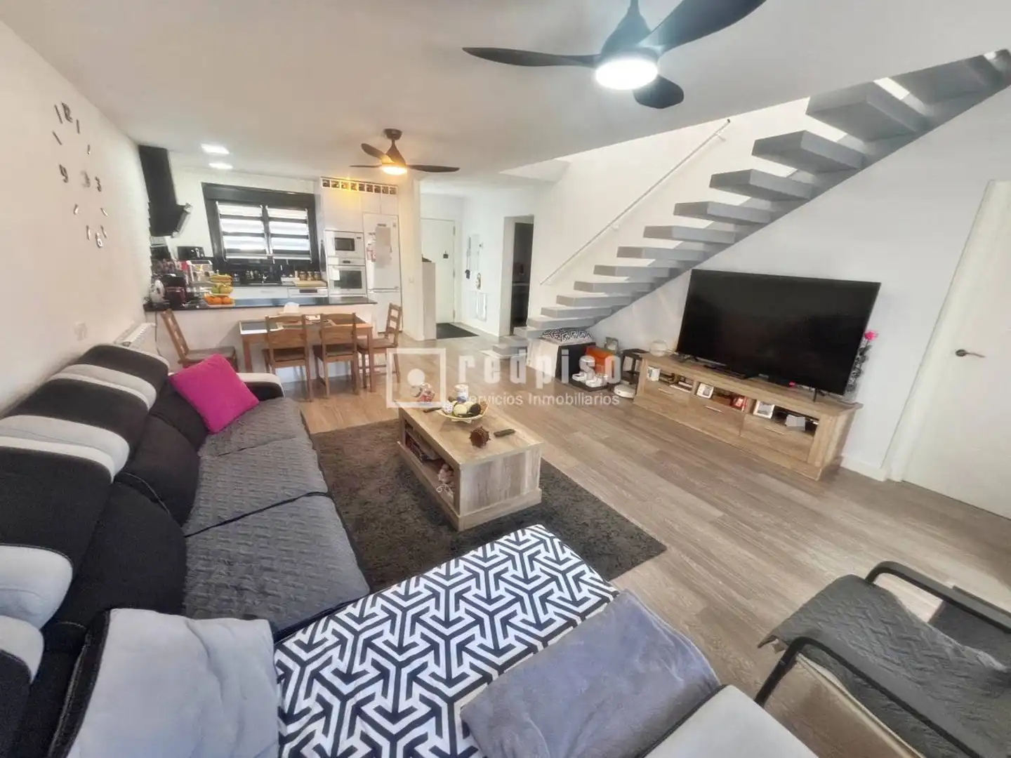 Sala de estar de Casa o chalet en venta en Quer con Calefacción y Terraza