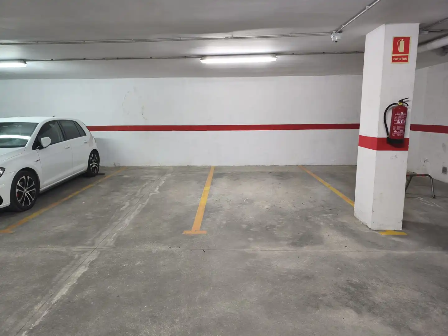 Parking de Apartamento en venta en Huelva con Aire acondicionado