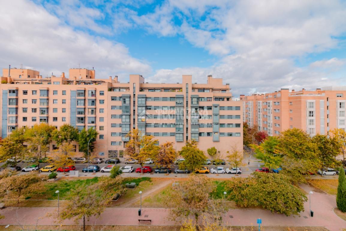 Exterior view of Flat for sale in  Madrid Capital  with Air Conditioner, Heating and Terrace