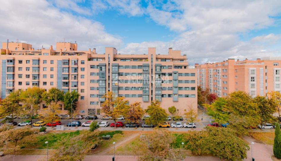 Foto 1 de Piso en venta en Simancas, Madrid