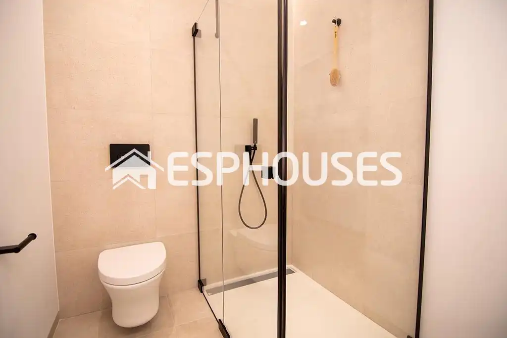 Baño de Planta baja en venta en San Miguel de Salinas con Aire acondicionado, Terraza y Balcón