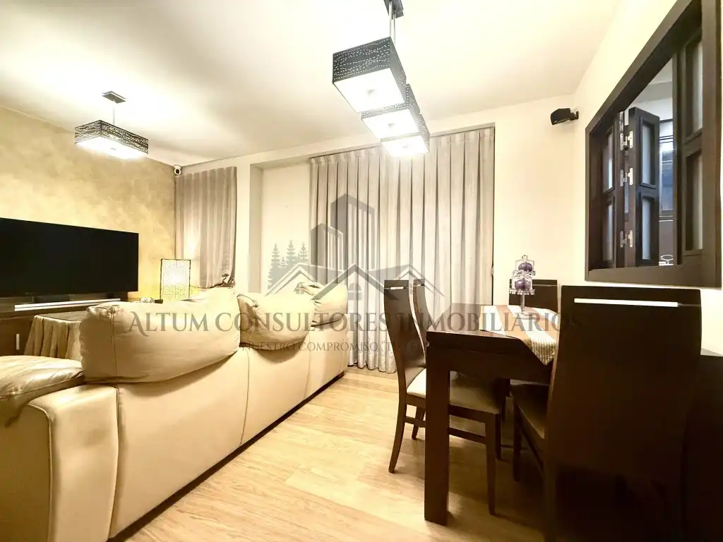Living room of Flat for sale in Sevilla