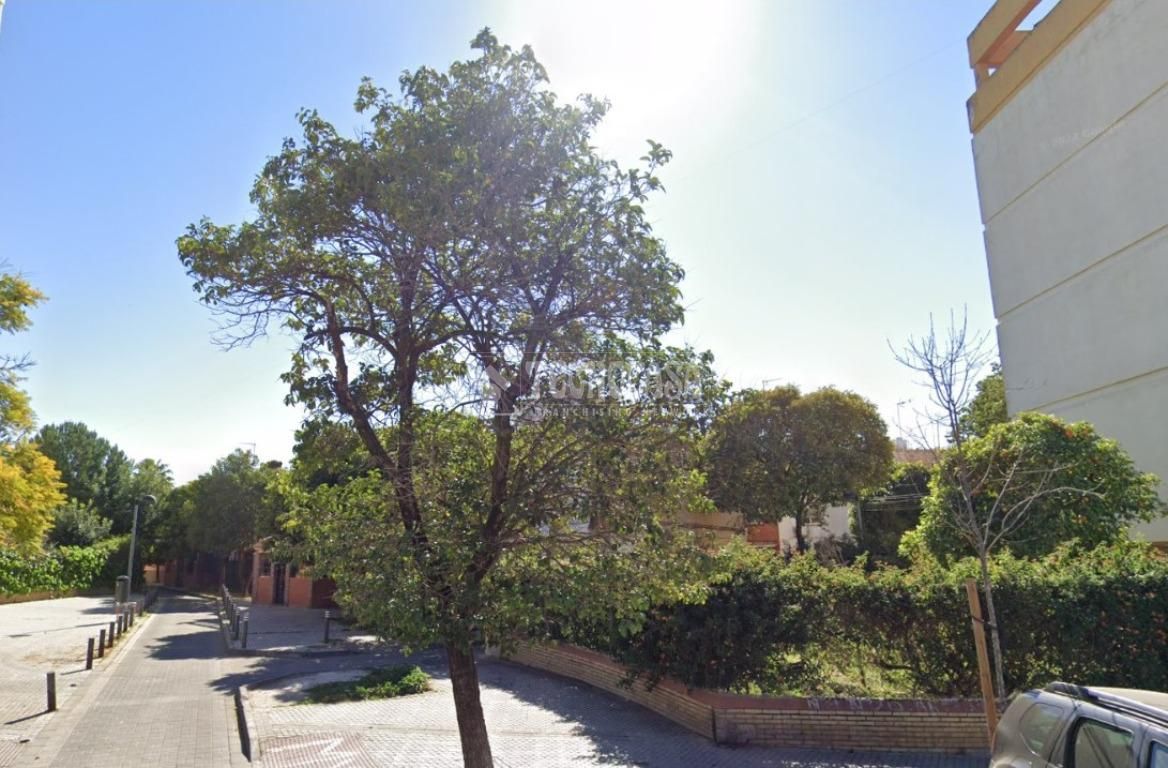 Casa adosada en venda en  Sevilla Capital amb Aire condicionat, Calefacció i Terrassa