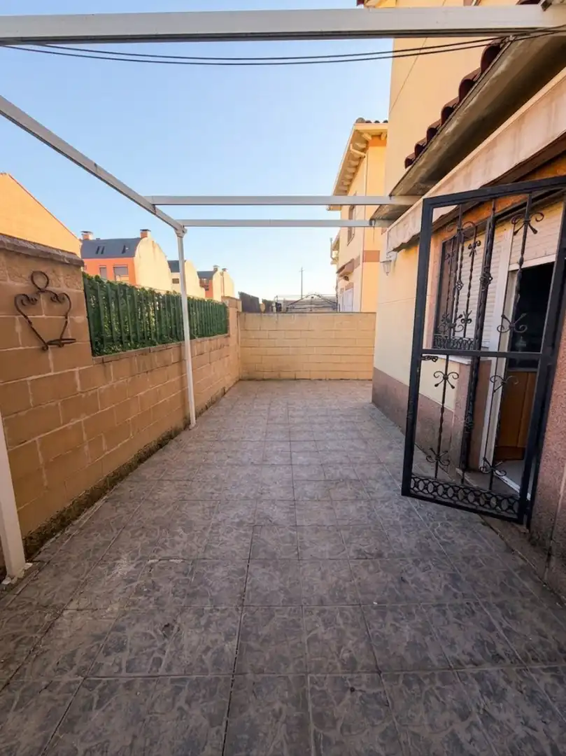 Terrace of Detached homes for sale in El Viso de San Juan  with Heating and Terrace