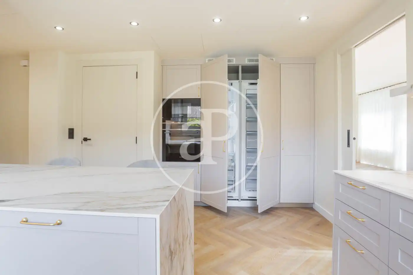Kitchen of Flat for rent in Barcelona  with Air Conditioner, Heating and Private garden