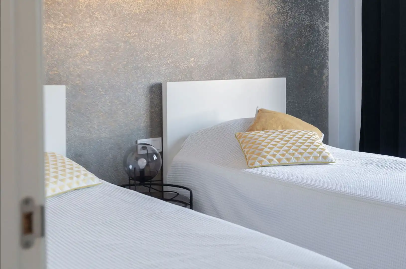 Bedroom of Attic for sale in Benalmádena  with Air Conditioner, Heating and Terrace