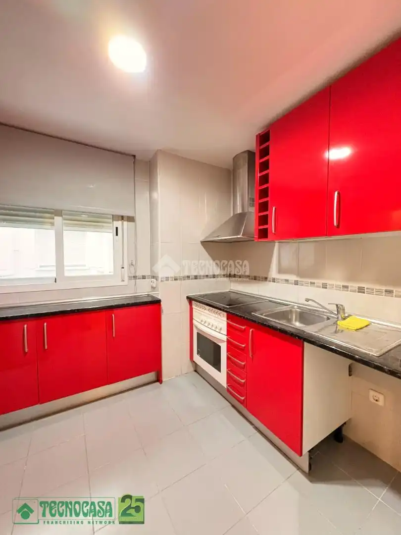 Kitchen of Flat for sale in Urbanización San Isidro