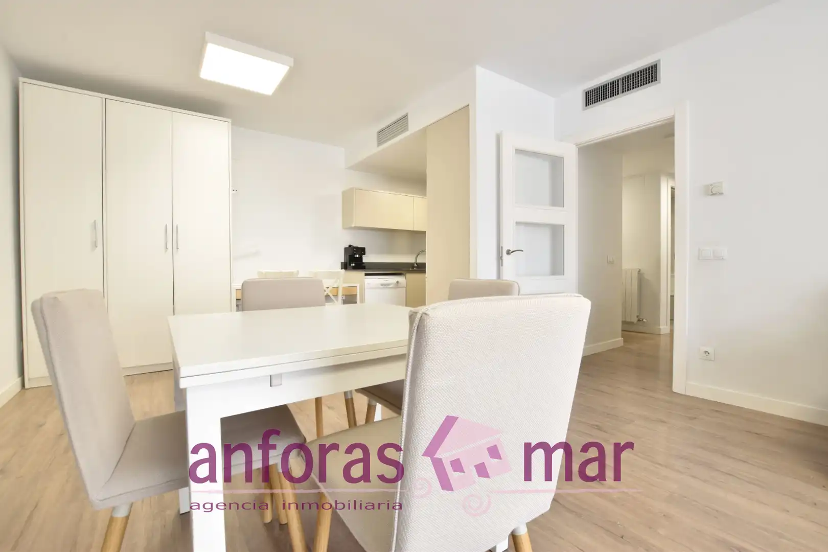 Küche von Wohnung zum Verkauf in Torredembarra mit Klimaanlage, Heizung und Terrasse