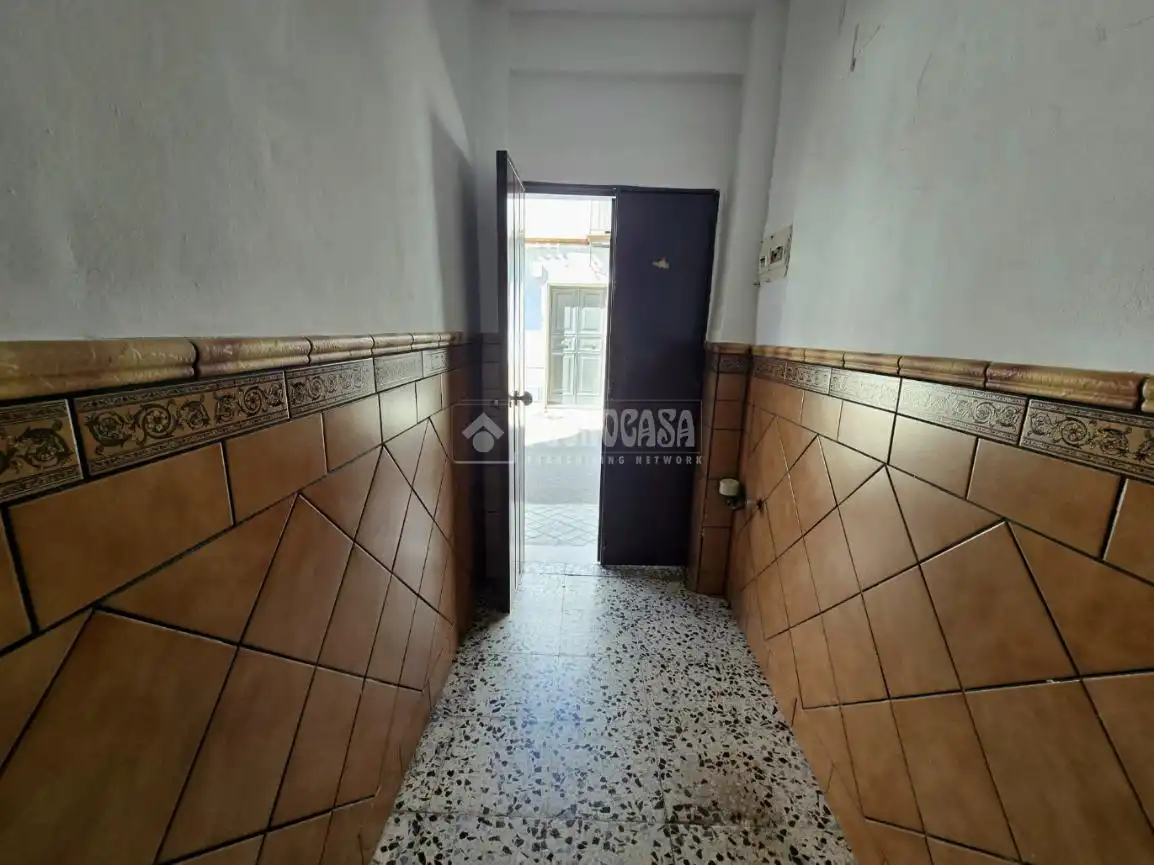 Casa adosada en venda a Morón de la Frontera