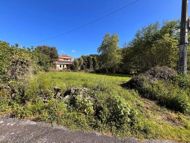 Terreno residencial en Venta en Terreno en Sámano s/n. Parcela b en Sámano