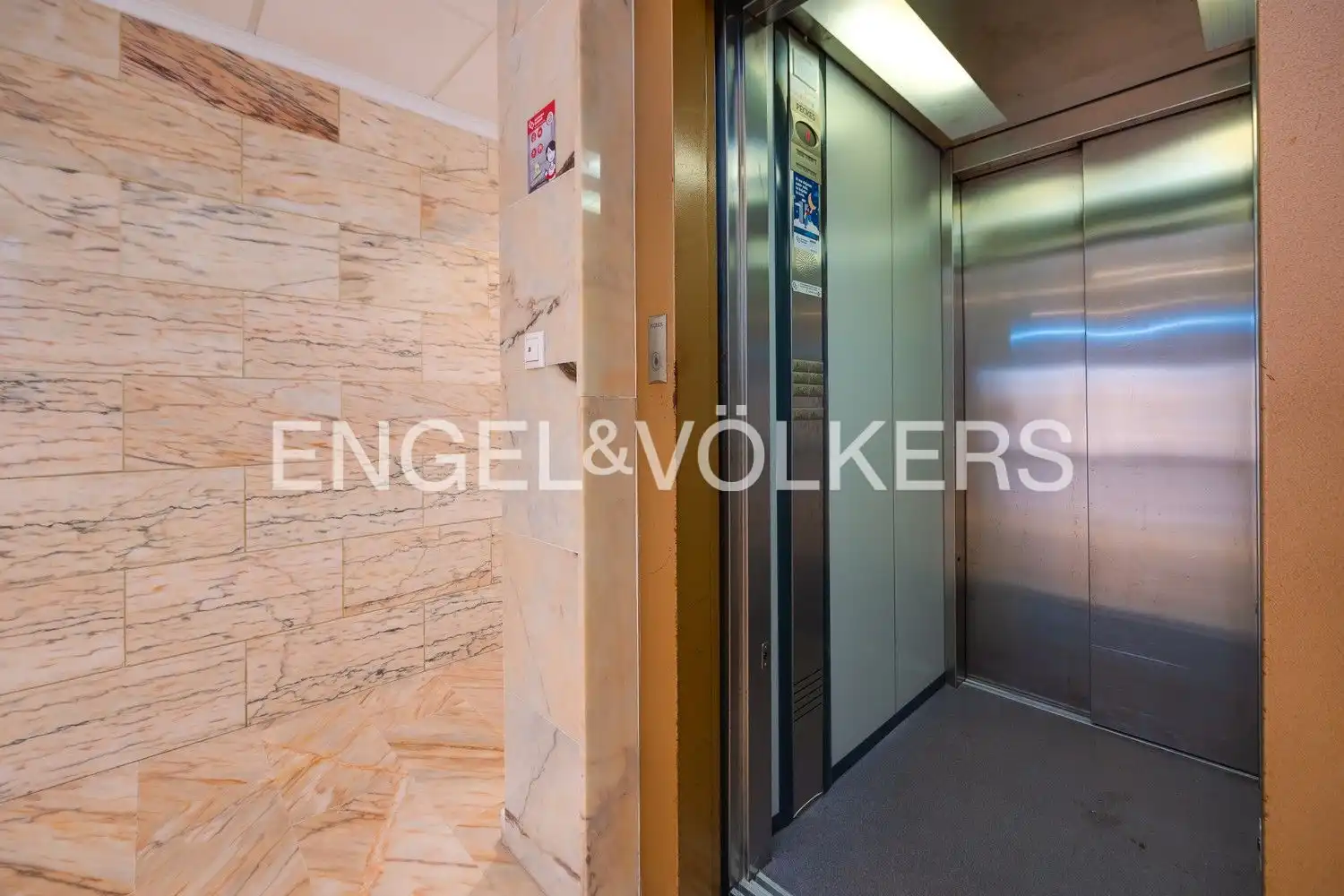 Attic for sale in Guardamar del Segura  with Air Conditioner, Heating and Terrace