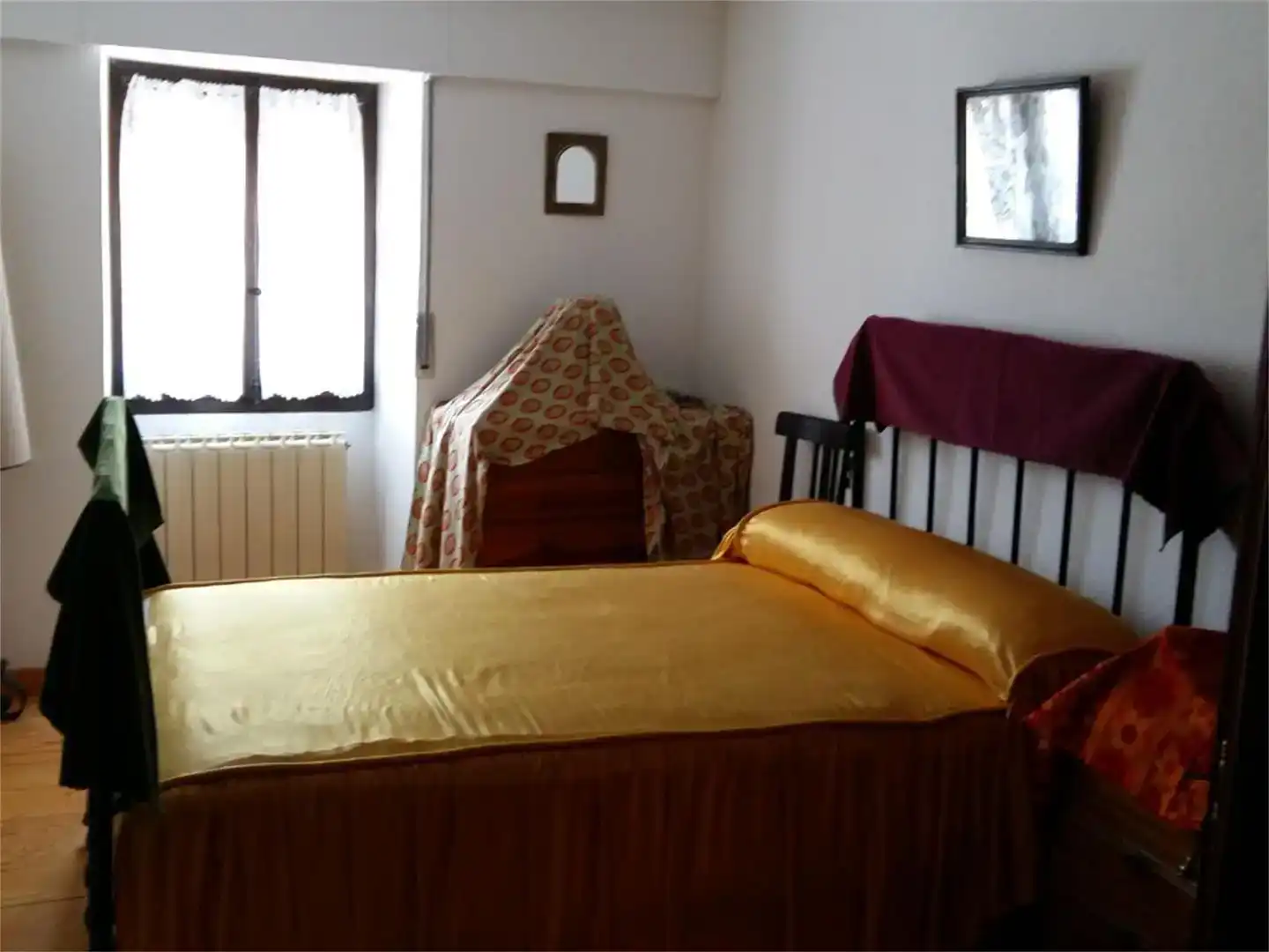 Bedroom of Flat for sale in Mecerreyes  with Parquet flooring, Furnished and Balcony