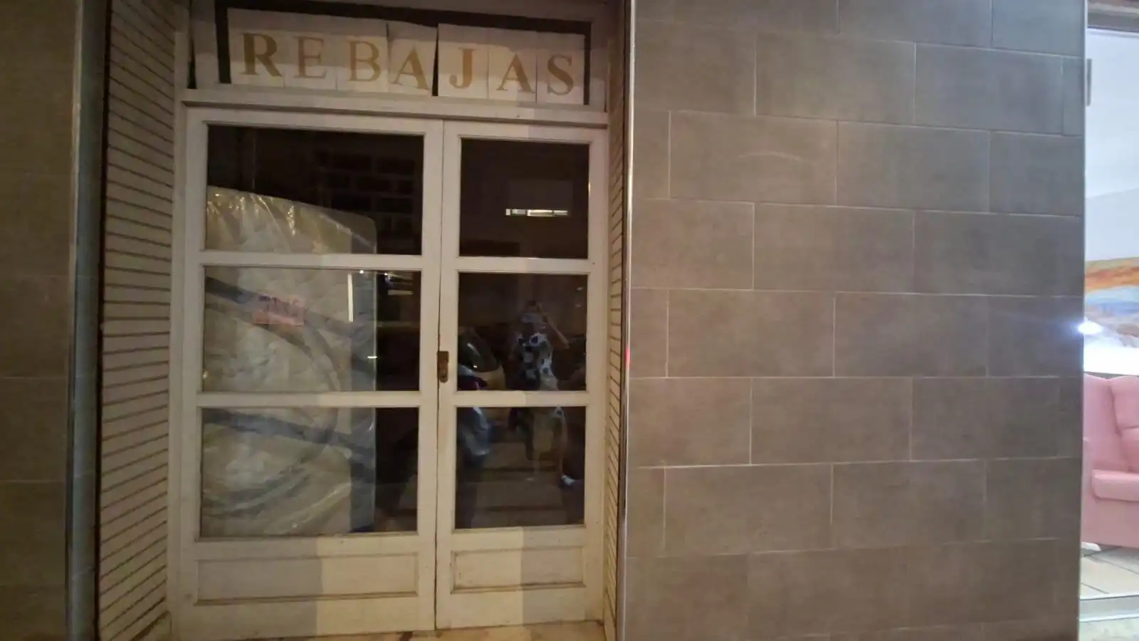 Gewerbefläche zum Verkauf in Calle Almirante Antequera sn