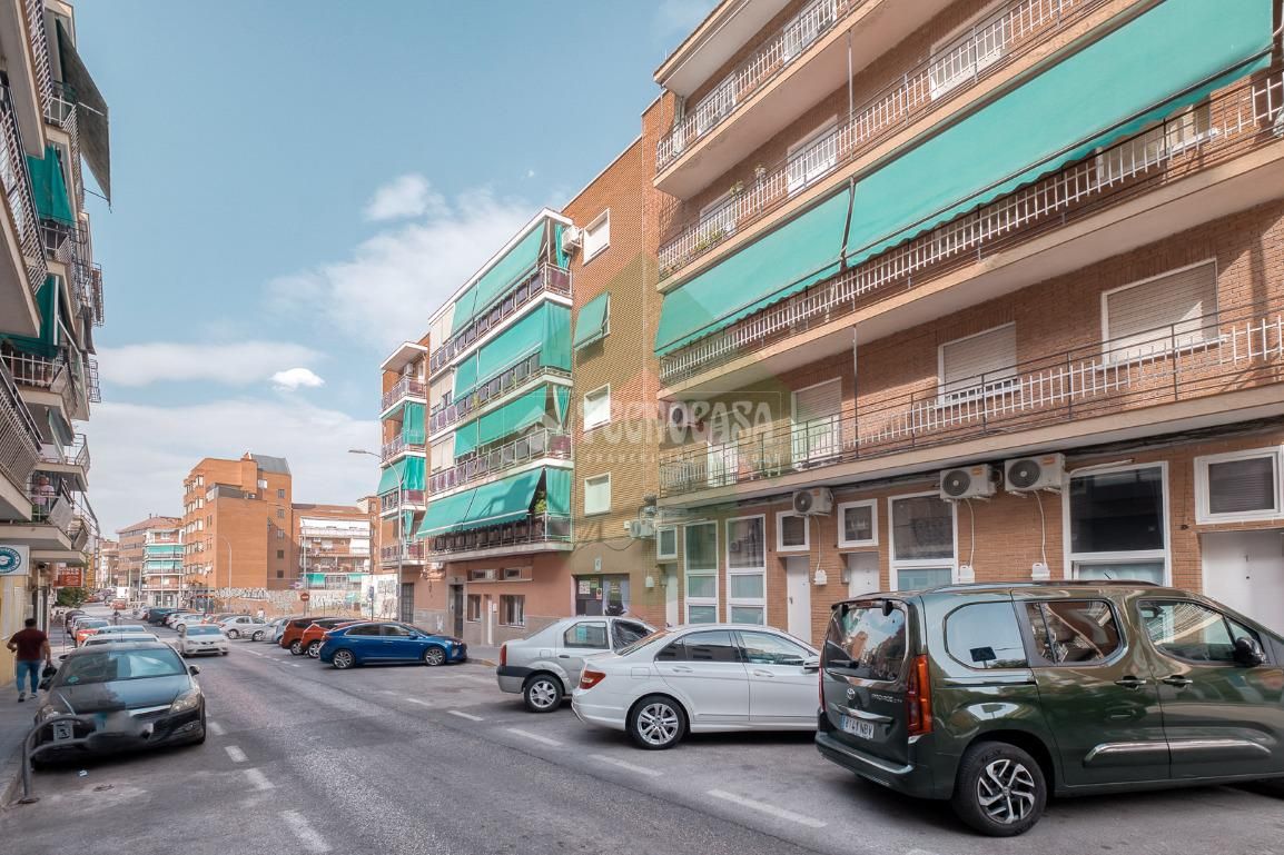 Exterior view of Flat for sale in  Madrid Capital  with Air Conditioner, Heating and Terrace