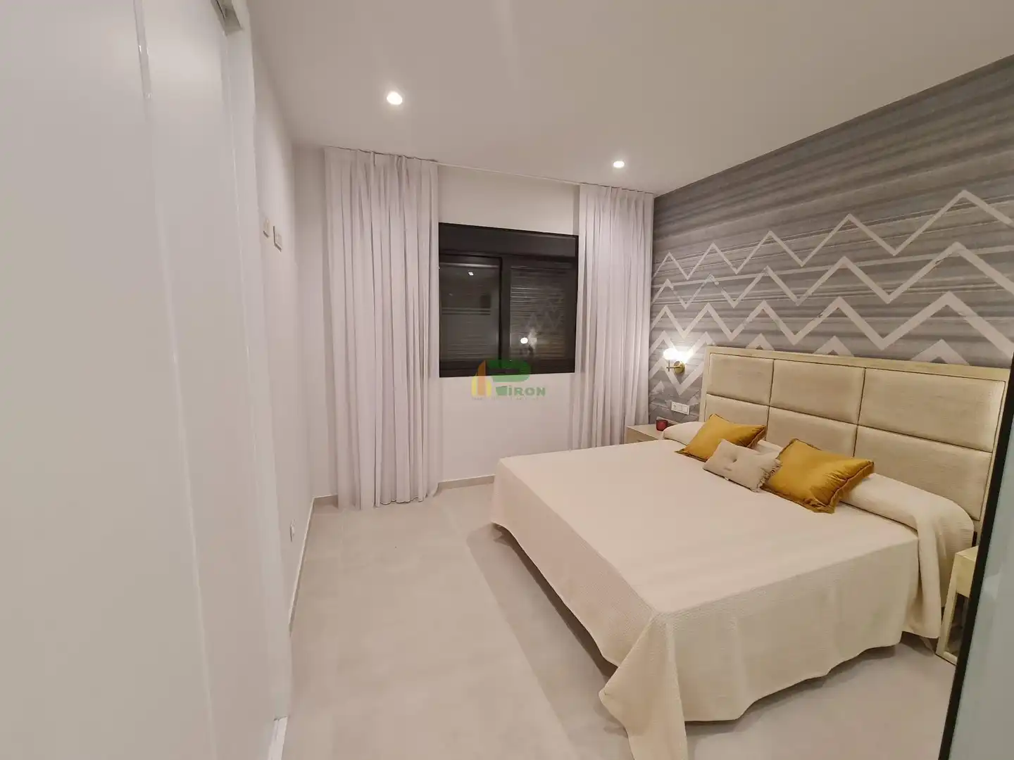 Chalet con piscina en venta en Hacienda San Julian, imagen 11