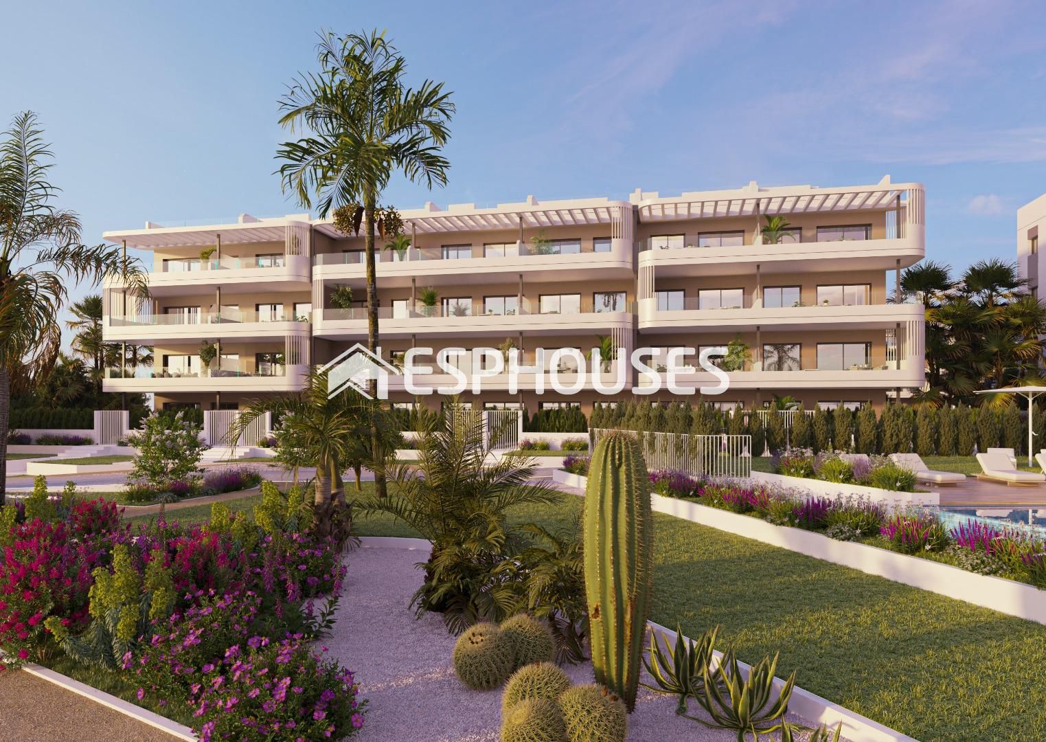 Vista exterior de Apartamento en venta en Torrevieja con Terraza, Trastero y Balcón