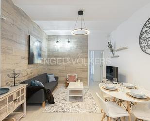 Sala d'estar de Apartament de lloguer en  Barcelona Capital amb Aire condicionat, Calefacció i Balcó