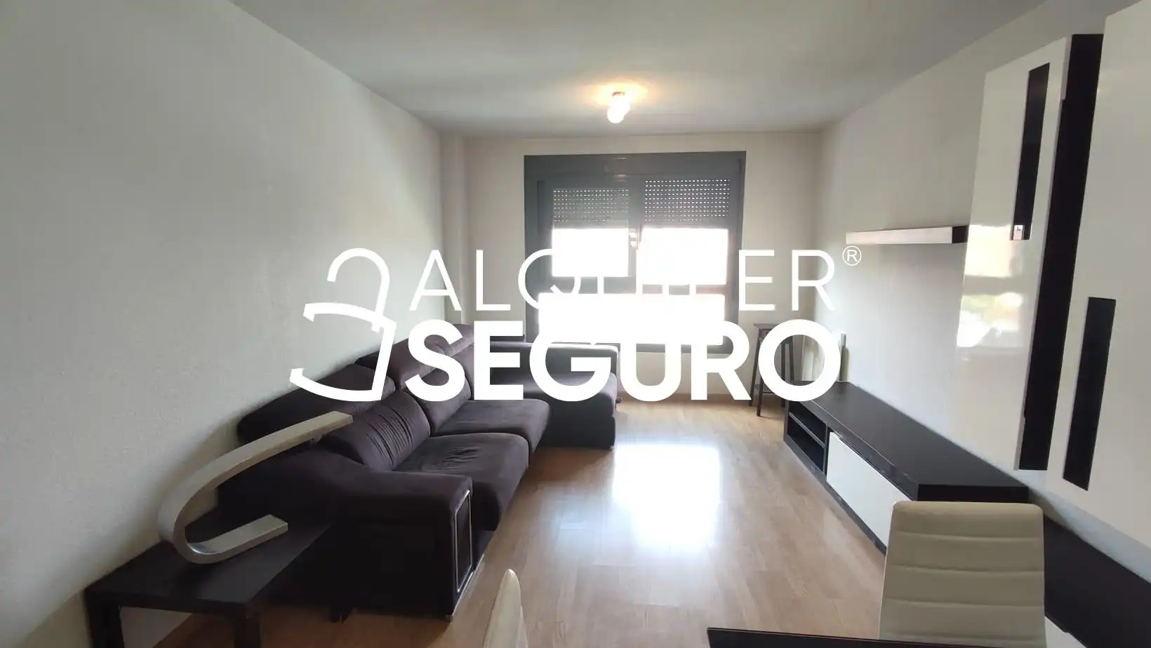 Habitación de Piso de alquiler en Paracuellos de Jarama con Calefacción, Trastero y Amueblado