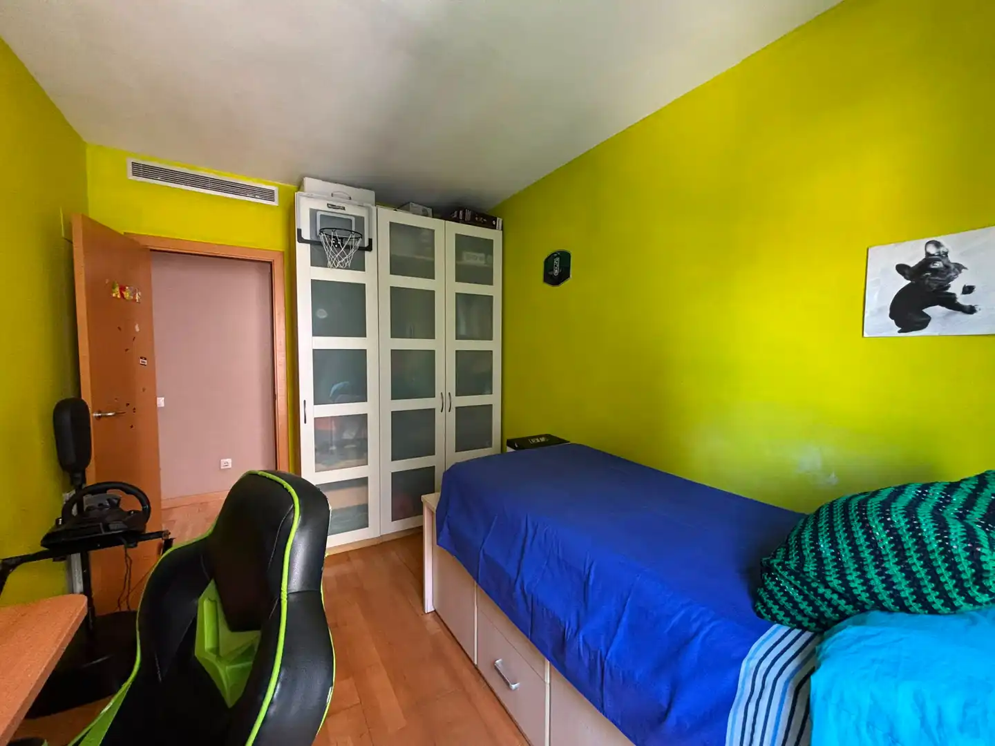 Habitación de Ático en venta en Badalona con Aire acondicionado, Calefacción y Trastero