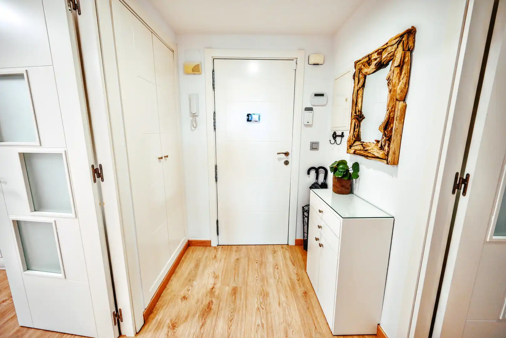 Apartamento en venta en Torremolinos con Aire acondicionado, Amueblado y Alarma