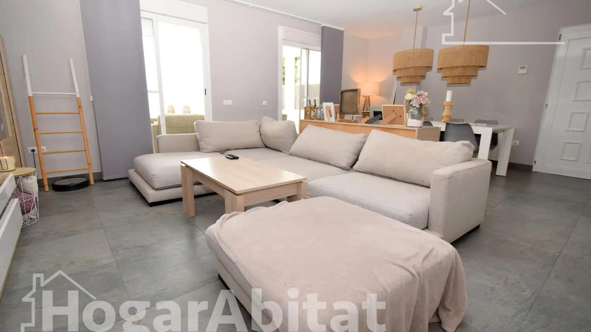 Sala de estar de Casa o chalet en venta en Chiva con Aire acondicionado, Jardín privado y Terraza