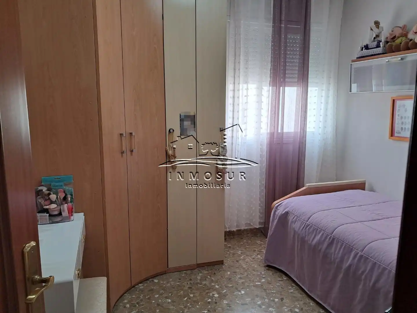 Habitación de Piso en venta en Lucena con Trastero y Amueblado